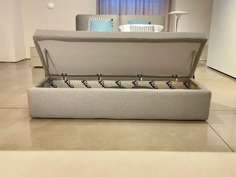 Pouf moderno modello Iko Flou in Offerta Outlet