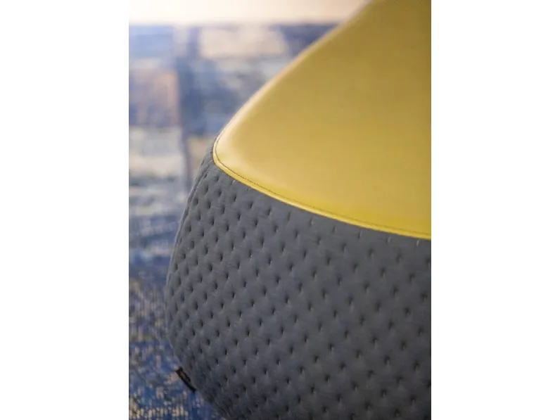 Pouf modello Fjord moderno Moroso a PREZZI OUTLET