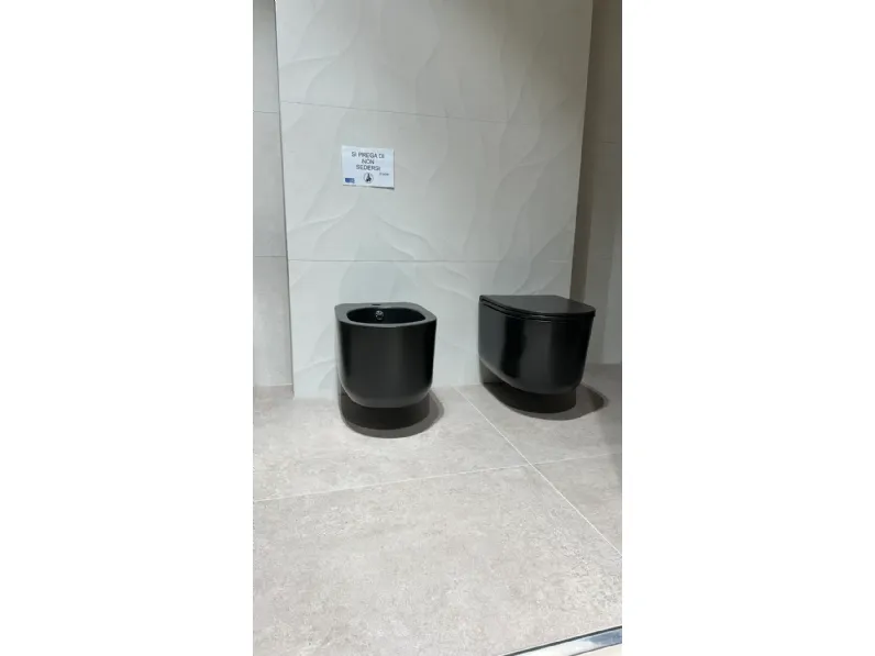 Sanitari bagno modello Gio' evolution a marchio Artigianale in Ceramica in Offerta Outlet