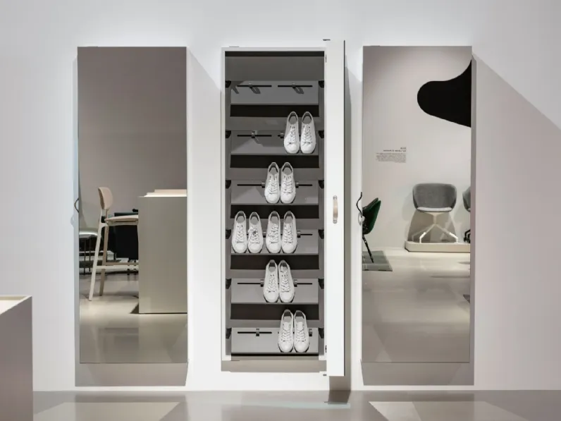 Scarpiera Boxone stile design a marchio Kristalia