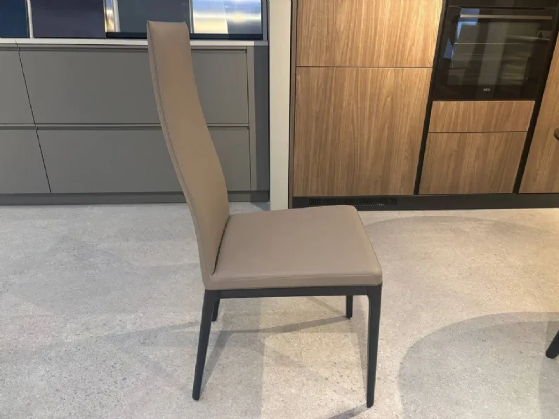 Sedia con schienale alto modello Angy alta a prezzo riservato 