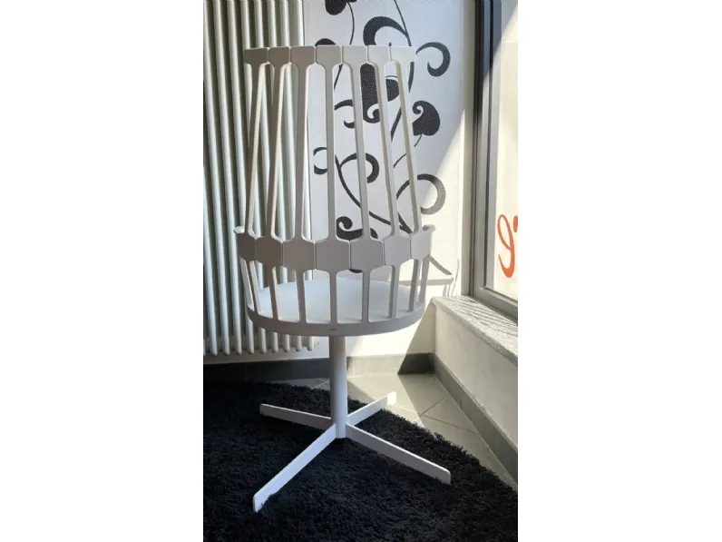 Sedia modello Comback a marchio Kartell scontata del 40%