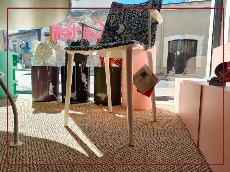 Sedia modello Hhh a marchio Kartell scontata del 40%