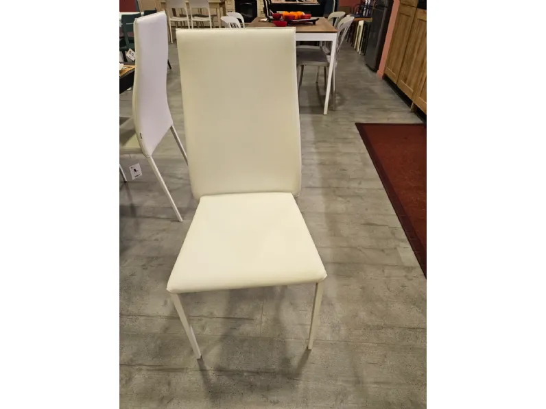 Sedia con schienale alto Sedie bontempi modello tai di Bontempi a prezzo Outlet