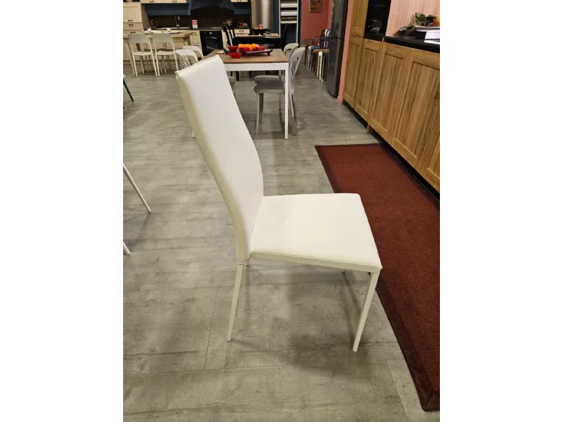 Sedia con schienale alto Sedie bontempi modello tai di Bontempi a prezzo Outlet