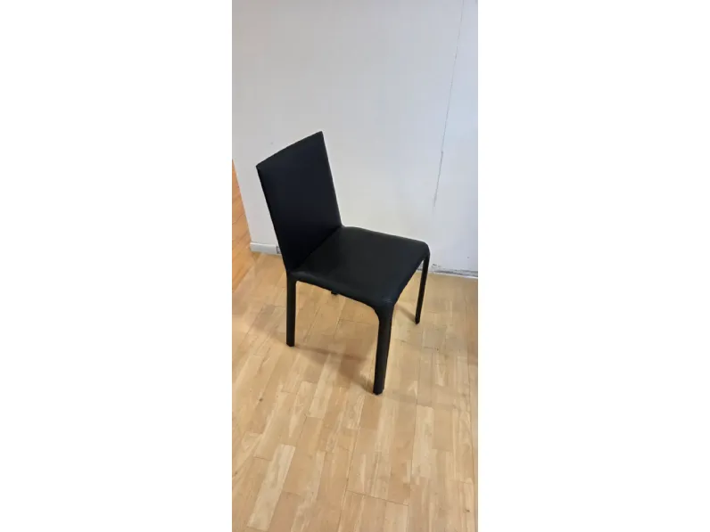 Sedia 4 sedie jenia bassa cuoio vero nero  Julia italia con uno sconto vantaggioso
