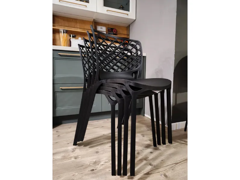 Sedia impilabile modello Gamera cb1459 a prezzo riservato 