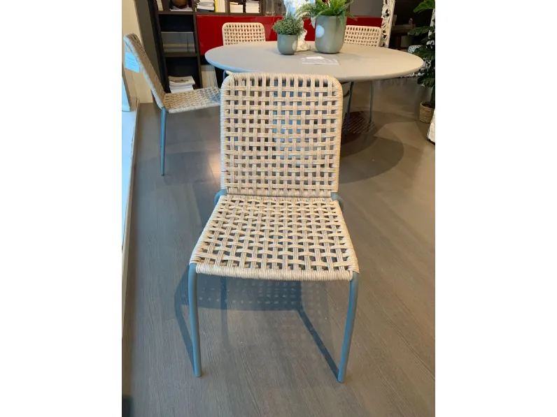 Sedia in metallo senza braccioli Straw in offerta
