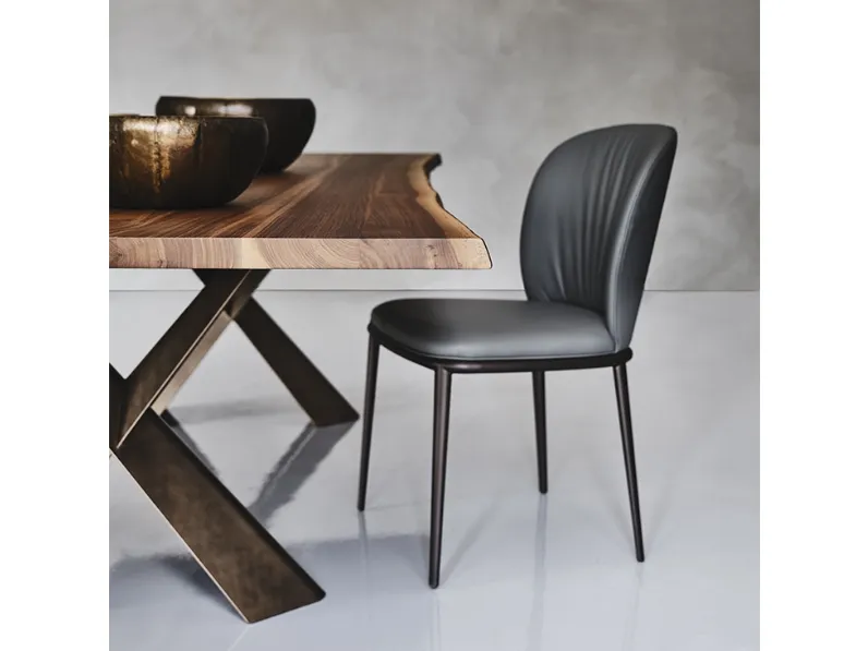 Sedia Chris di Cattelan Italia: prezzo riservato agli architetti.