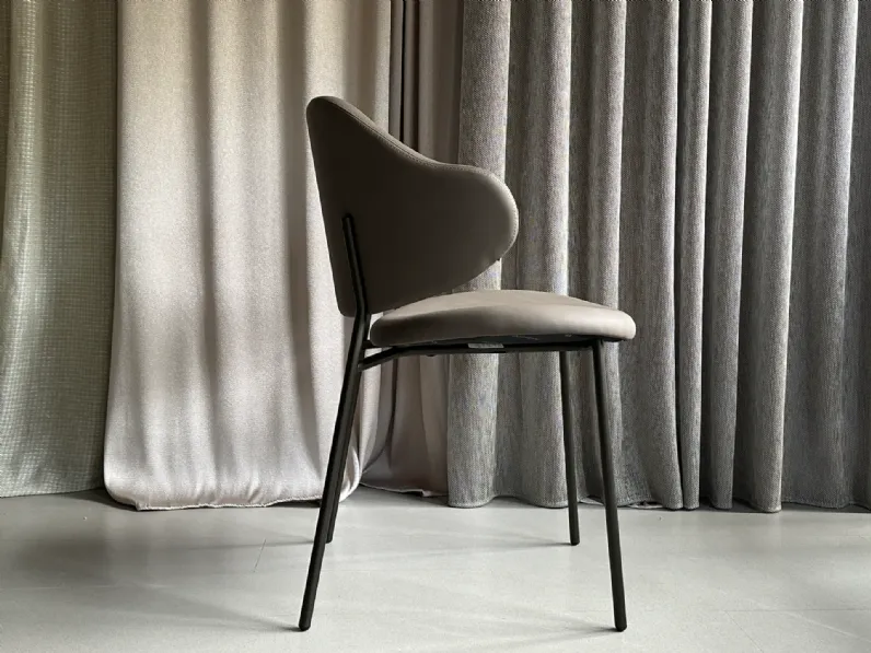 Sedia poltroncina modello Holly a prezzo riservato 