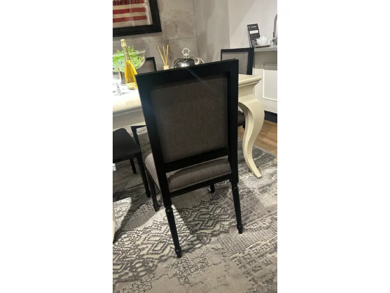 Sedia senza braccioli Sedia classica  di Dialma brown a prezzo Outlet