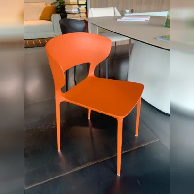 Sedia senza braccioli Koki di Desalto a prezzo Outlet