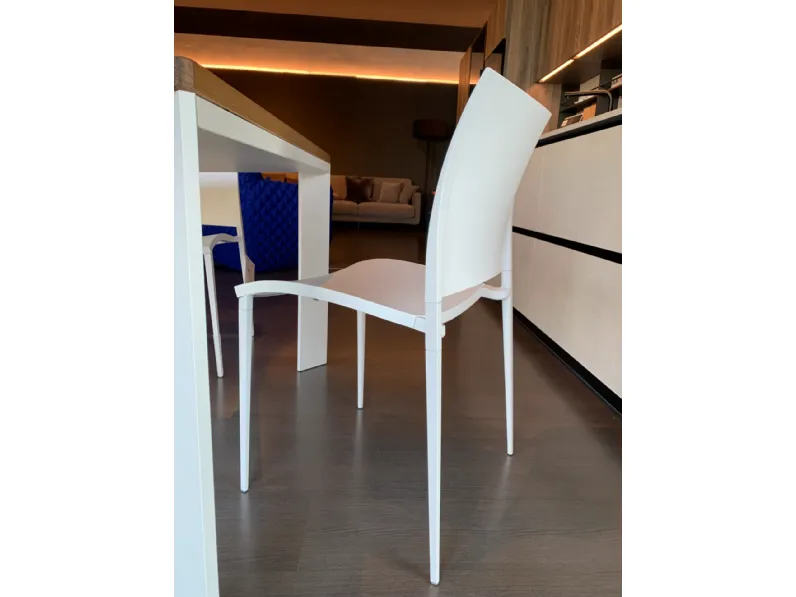 Sedia Sand da cucina realizzata in metallo scontata del 26%