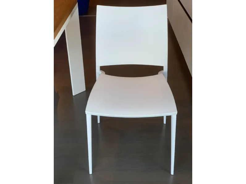 Sedia Sand da cucina realizzata in metallo scontata del 26%