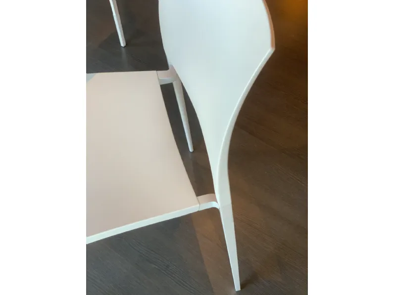 Sedia Sand da cucina realizzata in metallo scontata del 26%