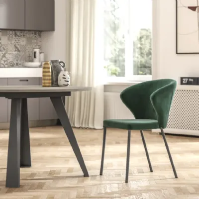 Sedia con schienale medio Amdre' di Easyline a prezzo scontato