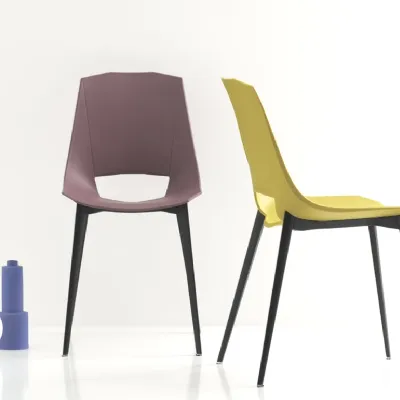 Sedia in plastica con schienale medio Eva 4 in offerta