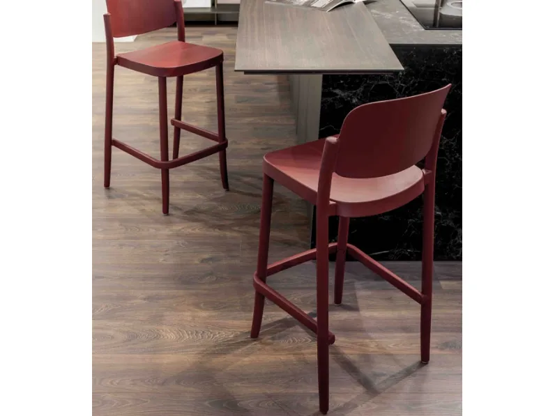 Sedia da cucina realizzata in plastica Dori sgabello di Altacom 