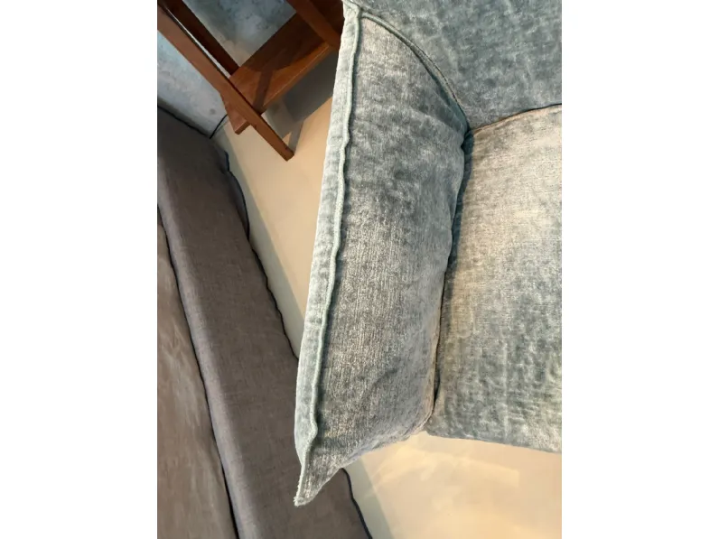 Sedia in tessuto con braccioli Gervasoni sedia con braccioli ghost 25 in Offerta Outlet