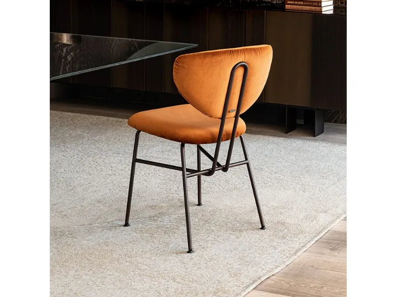 Sedia da soggiorno realizzata in ecopelle Chloe di Cattelan italia 