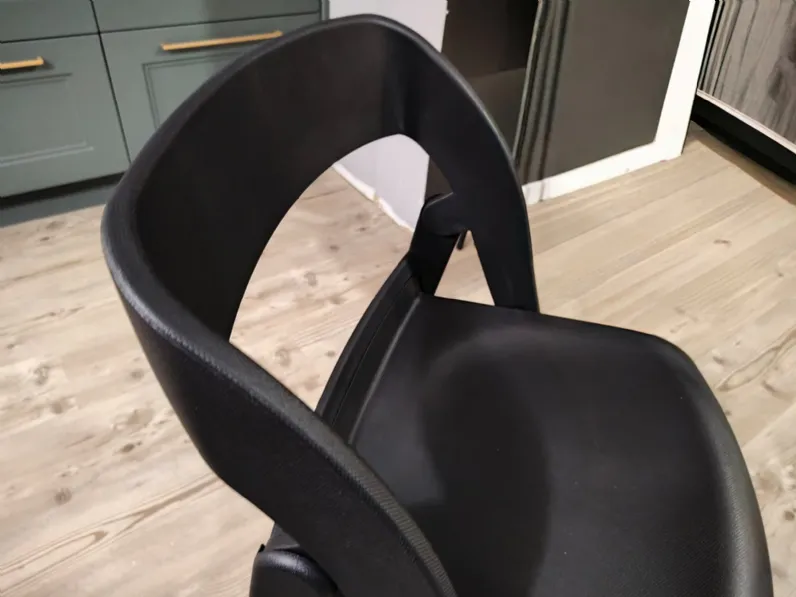 Sedia in plastica modello Clik clak cb2315 di Connubia 