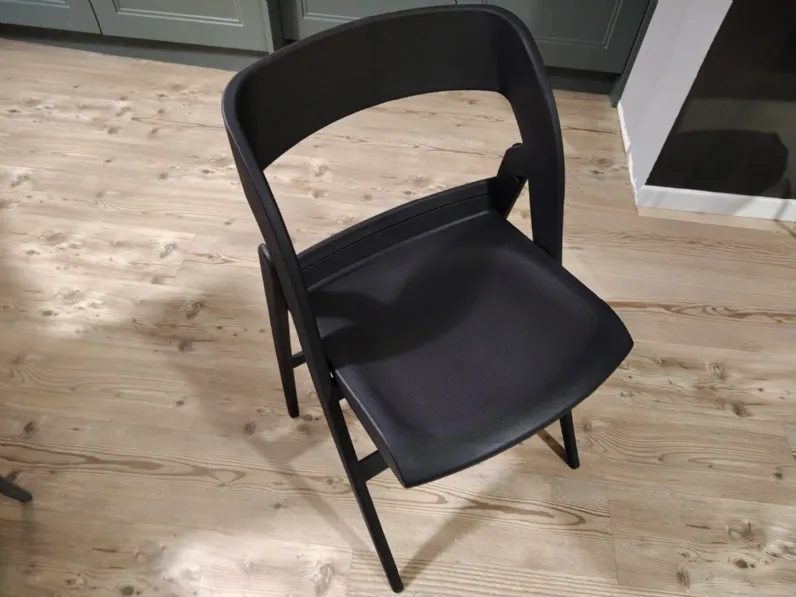 Sedia in plastica modello Clik clak cb2315 di Connubia 