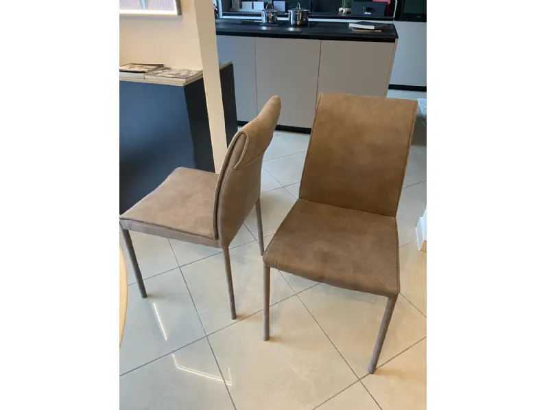 Sedia  Moon di lazzaro a prezzo Outlet