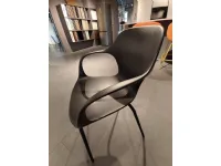 Sedia con braccioli modello Ops a prezzo riservato 