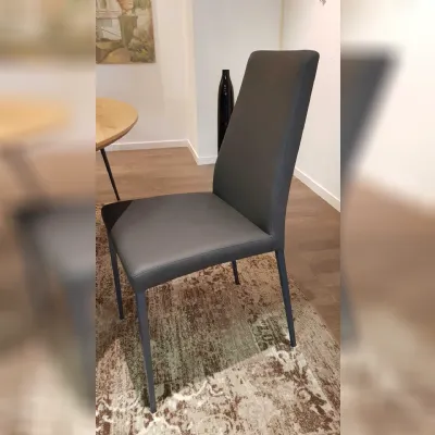 Sedia modello Sedia aida di Calligaris: richiedi il prezzo 