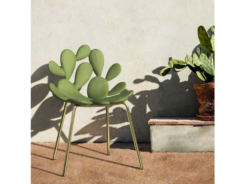 Sedia da giardino Sedia filicudi ottone e rosa brillante – set 2 pezzi  Qeeboo in Offerta Outlet 