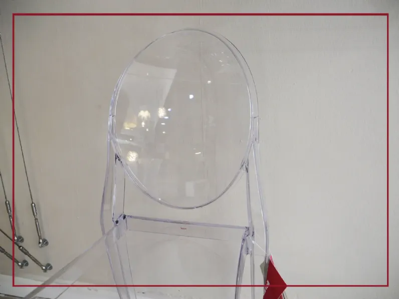 Sedia modello Victoria ghost a marchio Kartell scontata del 20%