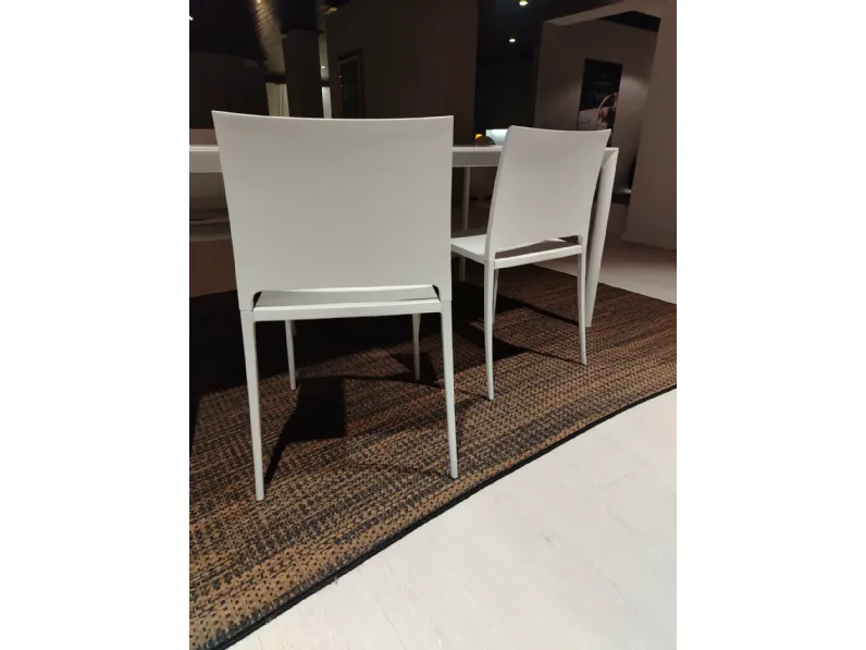 Sedia Mya da cucina realizzata in plastica scontata del 30%
