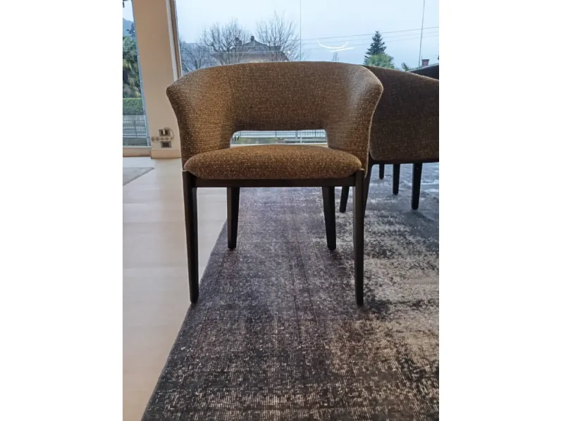 Sedia modello Poltroncina devon a marchio Molteni & c scontata del 35%
