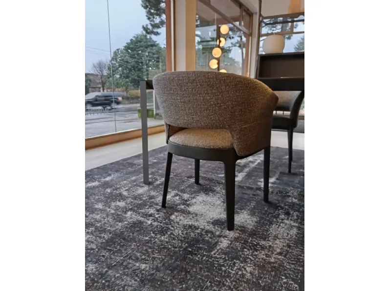 Sedia modello Poltroncina devon a marchio Molteni & c scontata del 35%