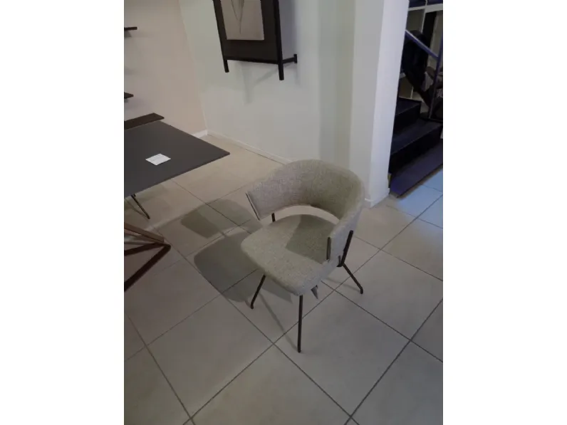 Sedia da soggiorno realizzata in tessuto Sedia modello bahia bonaldo di Bonaldo 