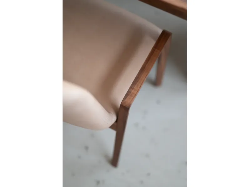 Sedia di Riva 1920 modello Noble da soggiorno in offerta -43%