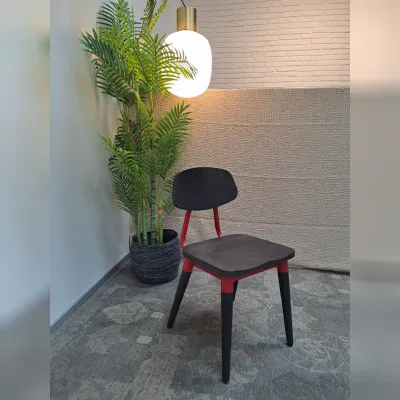 Sedia legno Dialma brown a prezzo ribassato