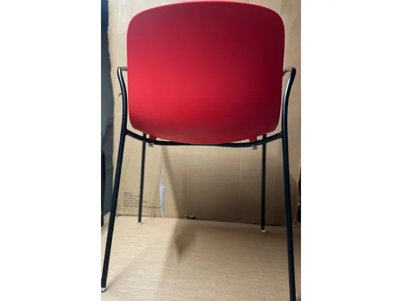 Sedia fissa Sedia troy impilabile  magis di Magis a prezzo Outlet