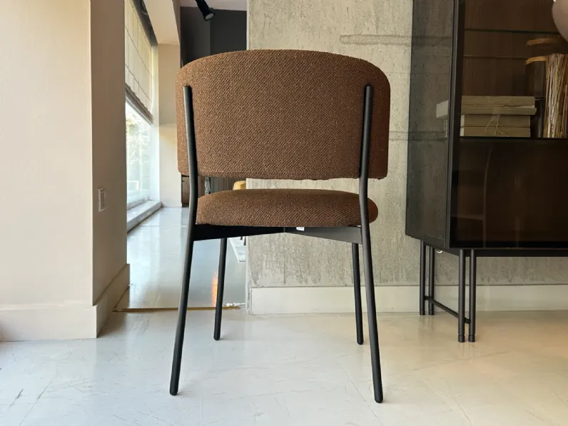 Sedia da soggiorno realizzata in tessuto Flex di Calligaris 