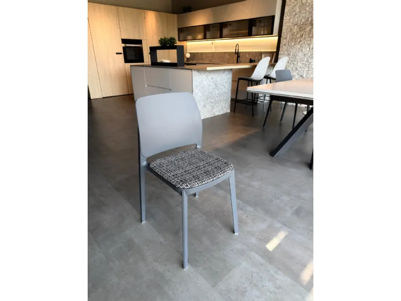 Sedia senza braccioli Tipa di Pointhouse a prezzo Outlet