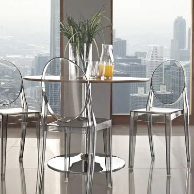 Sedia modello Victoria ghost di Kartell: richiedi il prezzo 