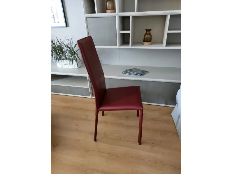 Sedia Venere di Julia arredo cuoio in OFFERTA OUTLET -30%