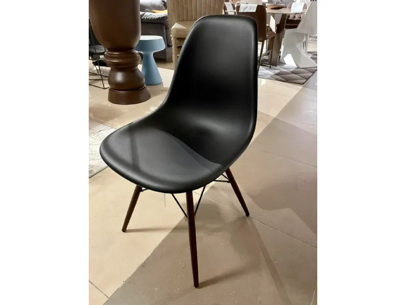 Sedia modello Vitra eames plastic chair di Collezione esclusiva: richiedi ora il prezzo 