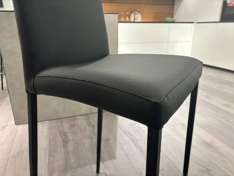 Sgabello Aida Calligaris a prezzo ribassato 