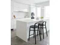 Sgabello pipe  stool alto  nero Magis con 4 gambe a prezzo scontato