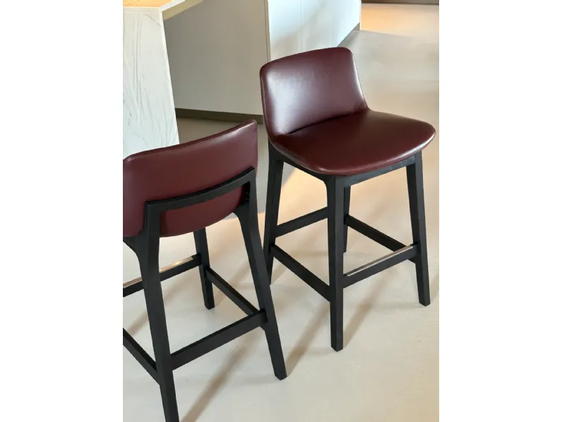 Sgabello da cucina Ventura Poliform a prezzo Outlet