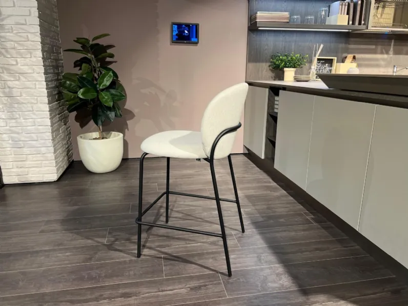 Sgabello Cozy mid Connubia a prezzo scontato 