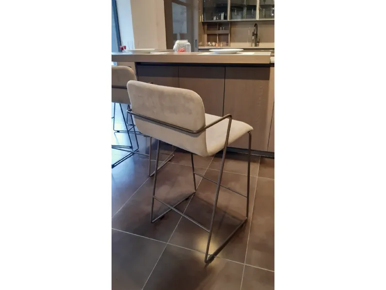 Sgabello a slitta Fluid c Zamagna con forte sconto