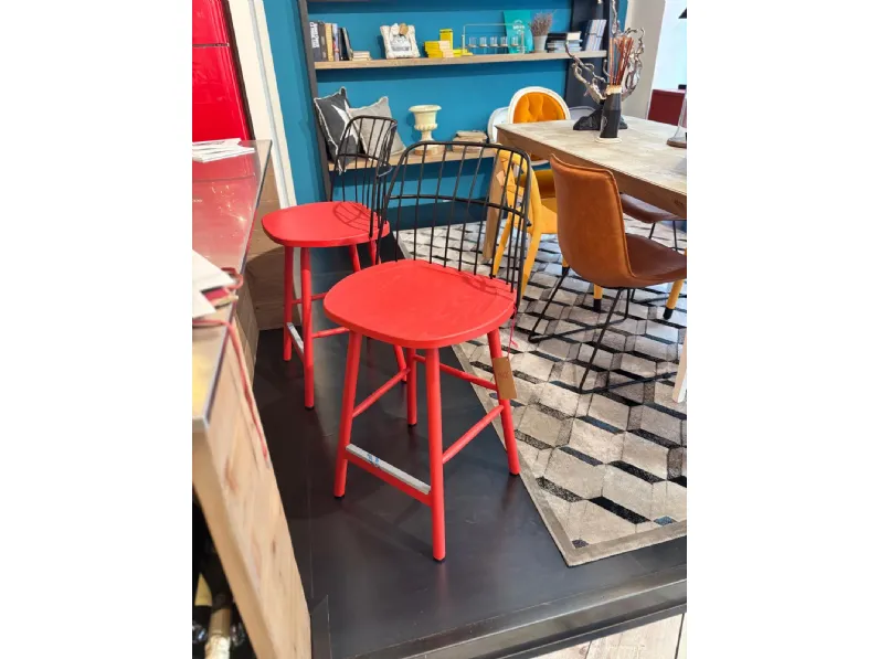 Sgabello da cucina Sgabello strike by Midj in Offerta Outlet