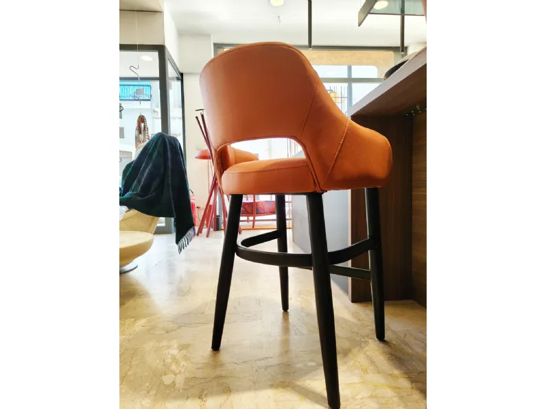 Sgabello con 4 gambe Clark  con forte sconto